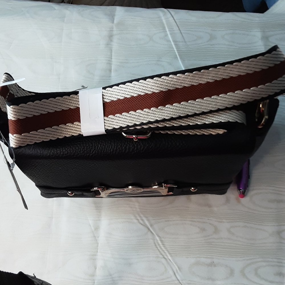 NWT BEVERLY HILLS POLO CLUB BLACK CROSSBODY PURSE - Picture 2 of 6